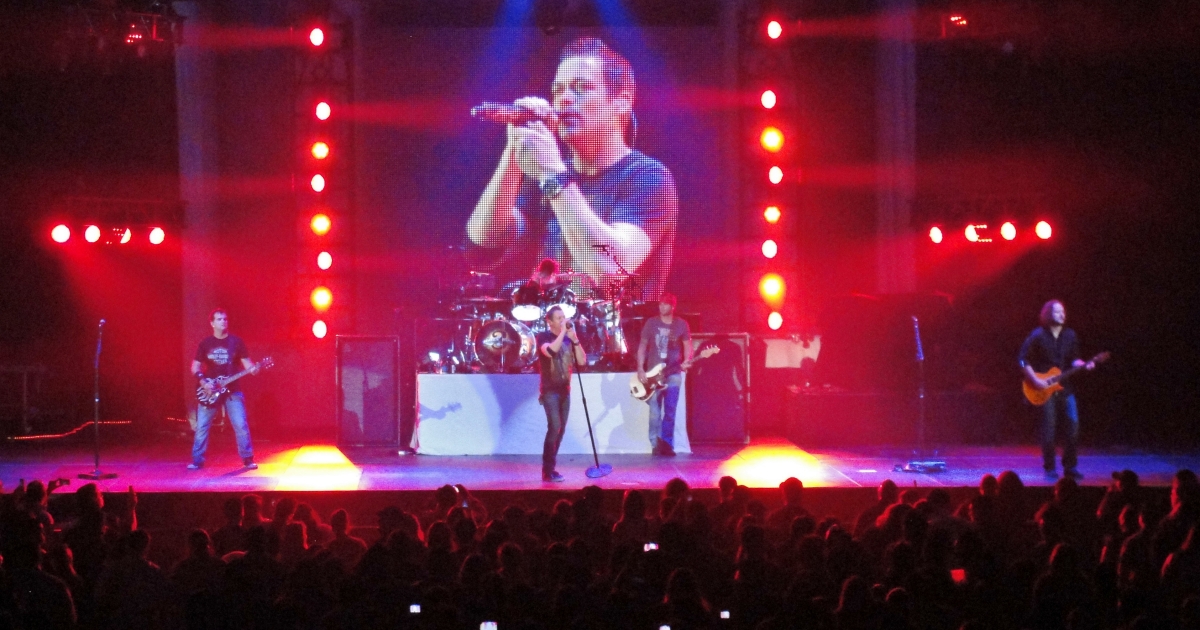 3-doors-down-brad-arnold-koncert