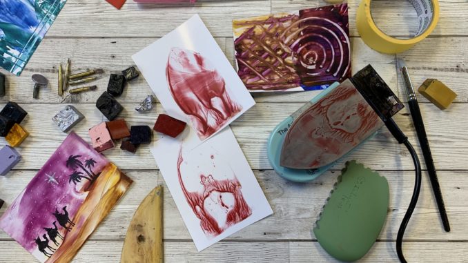 Enkaustika – malování pomocí vosku a žehličky, které zvládne každý