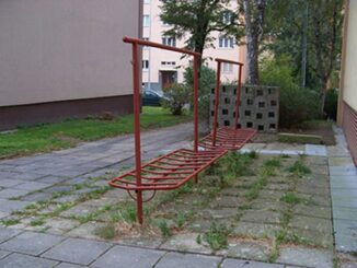 Obrázek ke kvízu: Kvíz: Pamatujete si tyto často srandovní pojmy, které jsme běžně používali za socialismu? Slýcháváte ještě některé?