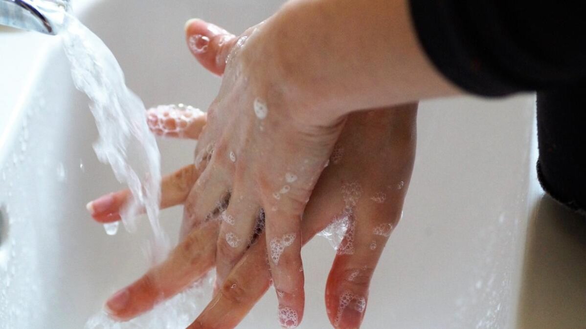 Mytí rukou je důležitou prevencí Mytí rukou je důležitou prevencí