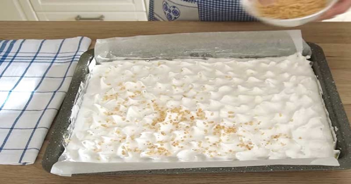 Norský bezé dort posypávání pusinek