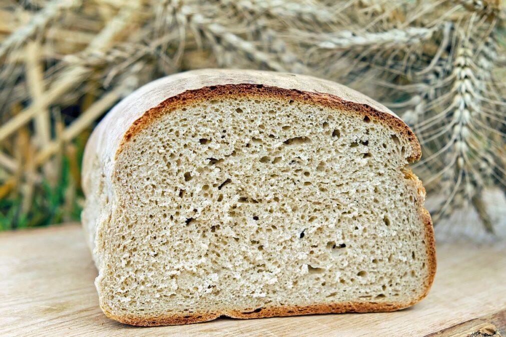 chléb řez