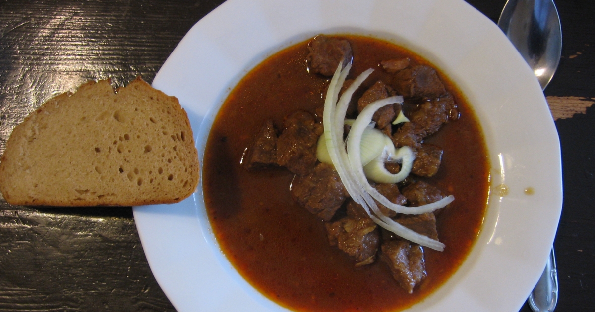 gulas-s-chlebem