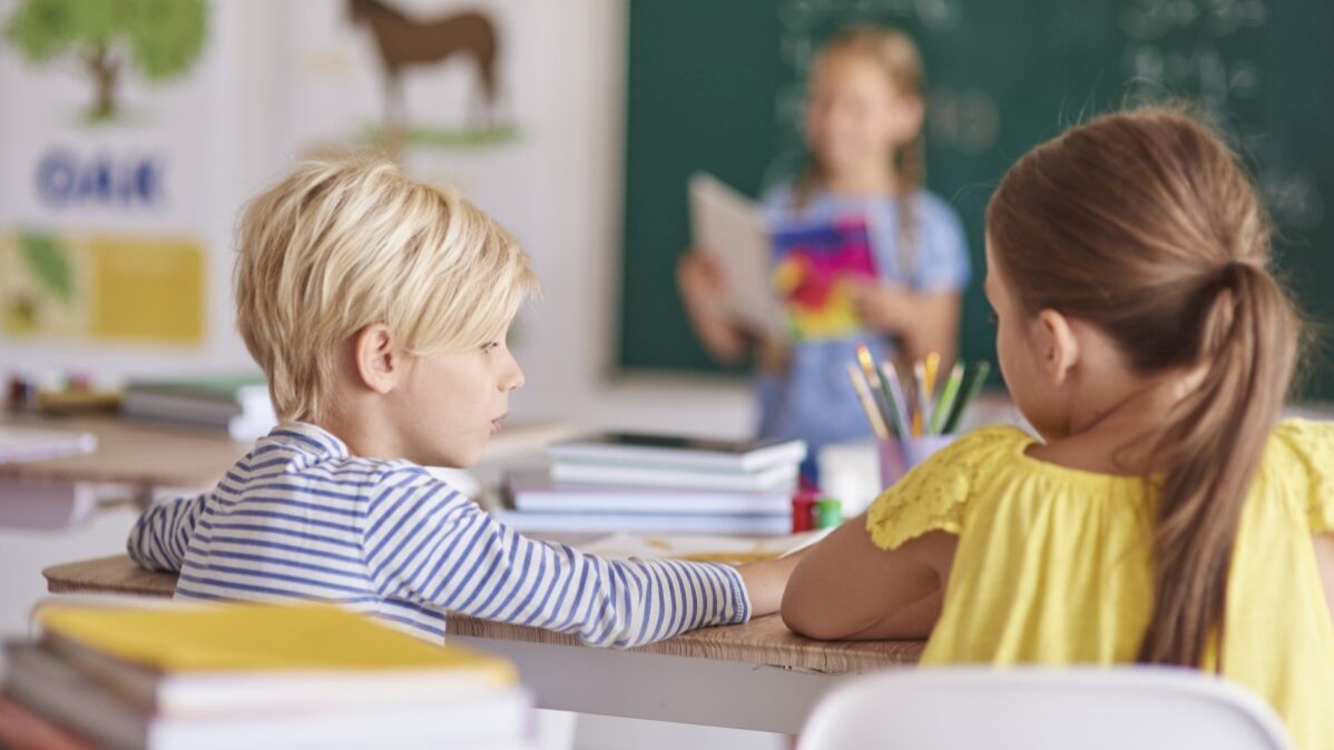 male-deti-uceni-skola děti ve škole