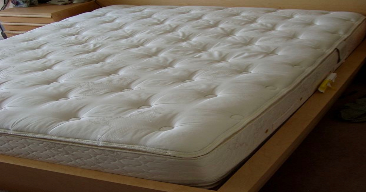 matrace-postel
