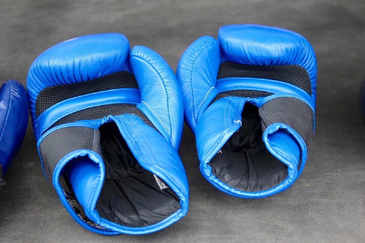 modre-boxovaci-rukavice