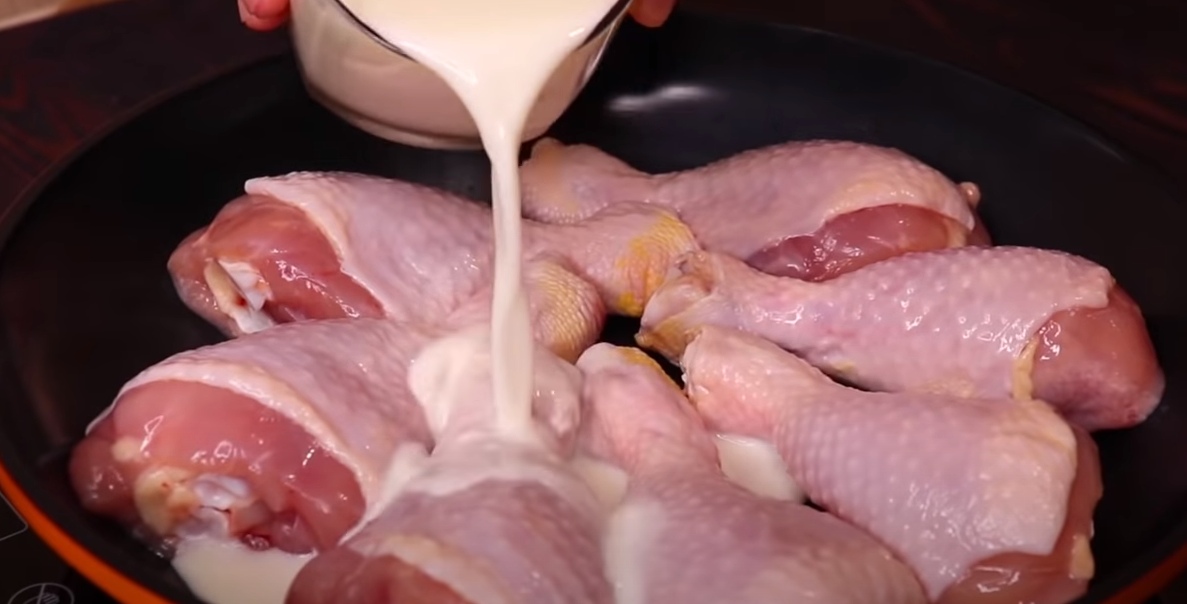 птичье молоко прикол. кормление курей. куриное молоко. кефир жир. дает ли курица молоко.