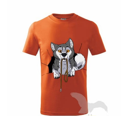 pes na tričku