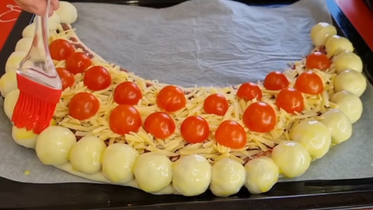 pizza-potrena-vejcem-rajcata