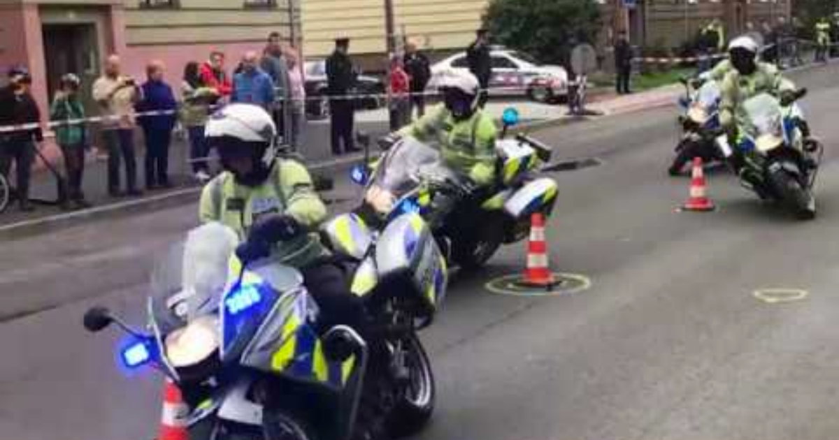 policejni-bmw-motorky