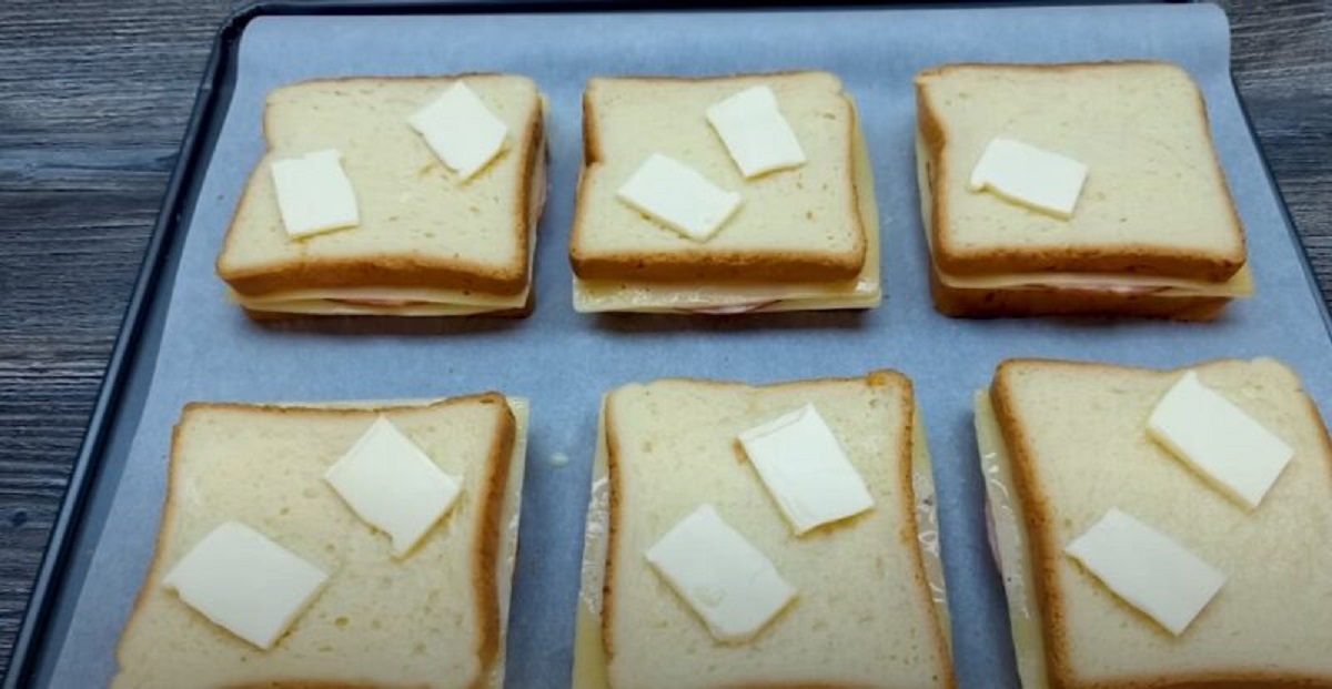 toasty plátky másla