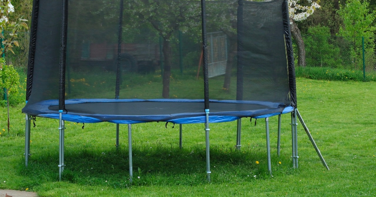 trampolina-zahrada